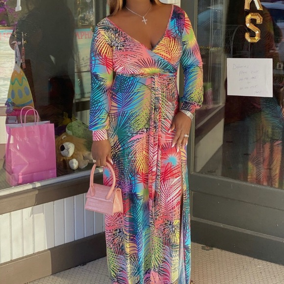 Tropical Sundress - Picture 3 of 3